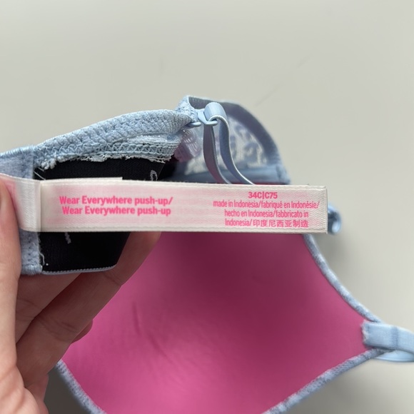 Victoria Secret PINK Wear Everywhere Push Up Bra - Picture 3 of 3